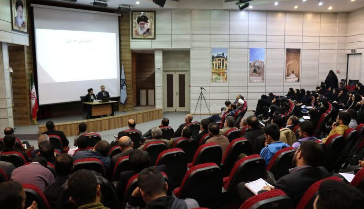 تربیت راوی دستاوردهای انقلاب