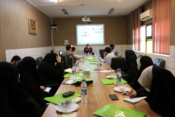 جلسه دوم مدارس تربیت محور شیراز در مجتمع آموزشی علوی