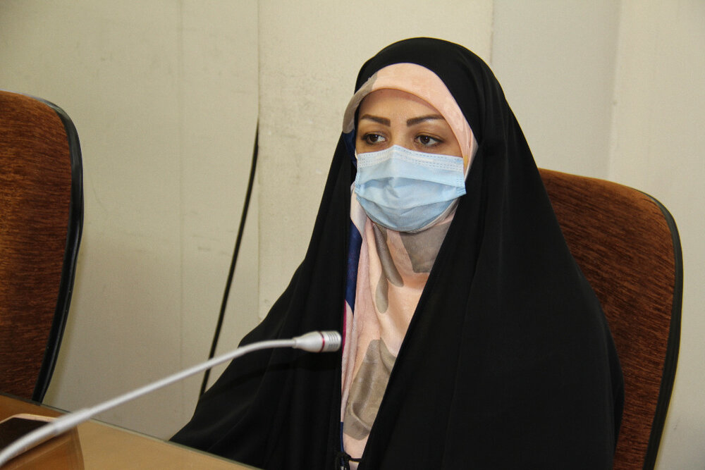 خانم منصوره طاهری
