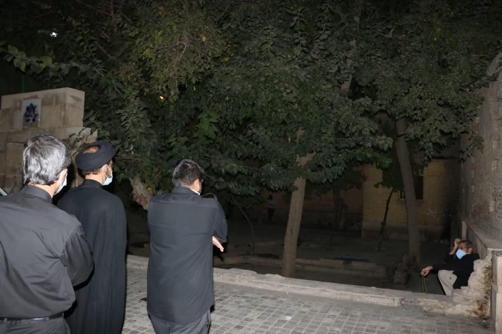 بازدید حجت الاسلام انجوی نژاد از محله سنگ سیاه شیراز