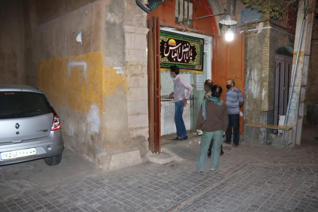 بازدید حجت الاسلام انجوی نژاد از محله سنگ سیاه شیراز