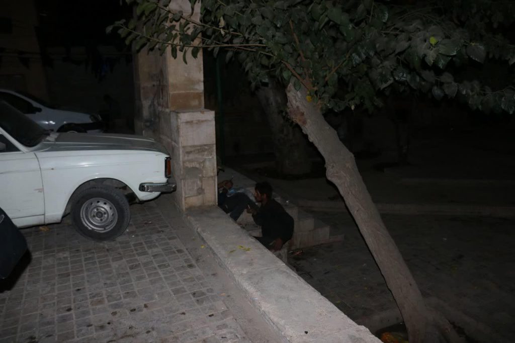 بازدید حجت الاسلام انجوی نژاد از محله سنگ سیاه شیراز