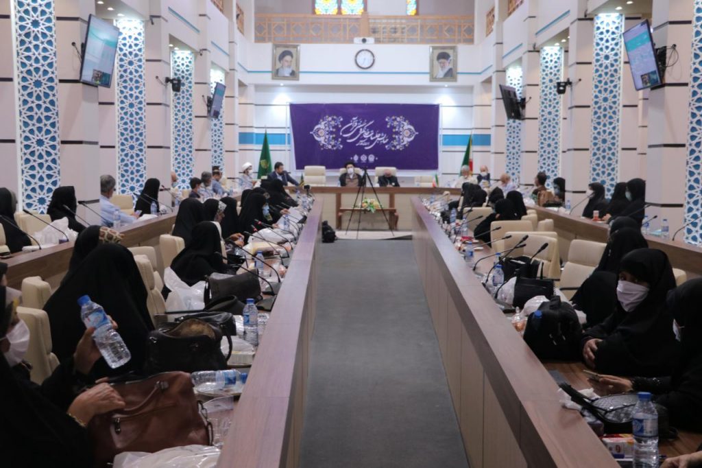 گزارش تصویری همایش جلسات خانگی قرآن کریم استان فارس