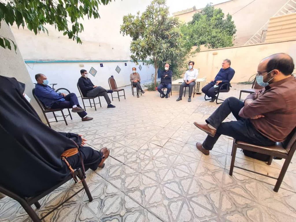 جلسه هماهنگی مدیر مرکز رسانه بنیادخاتم الاوصیاء با مدیران رسانه ی استان فارس