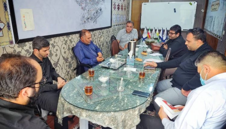 نشست شورای جبهه فرهنگی استان فارس با سخنگوی شورای اسلامی شیراز